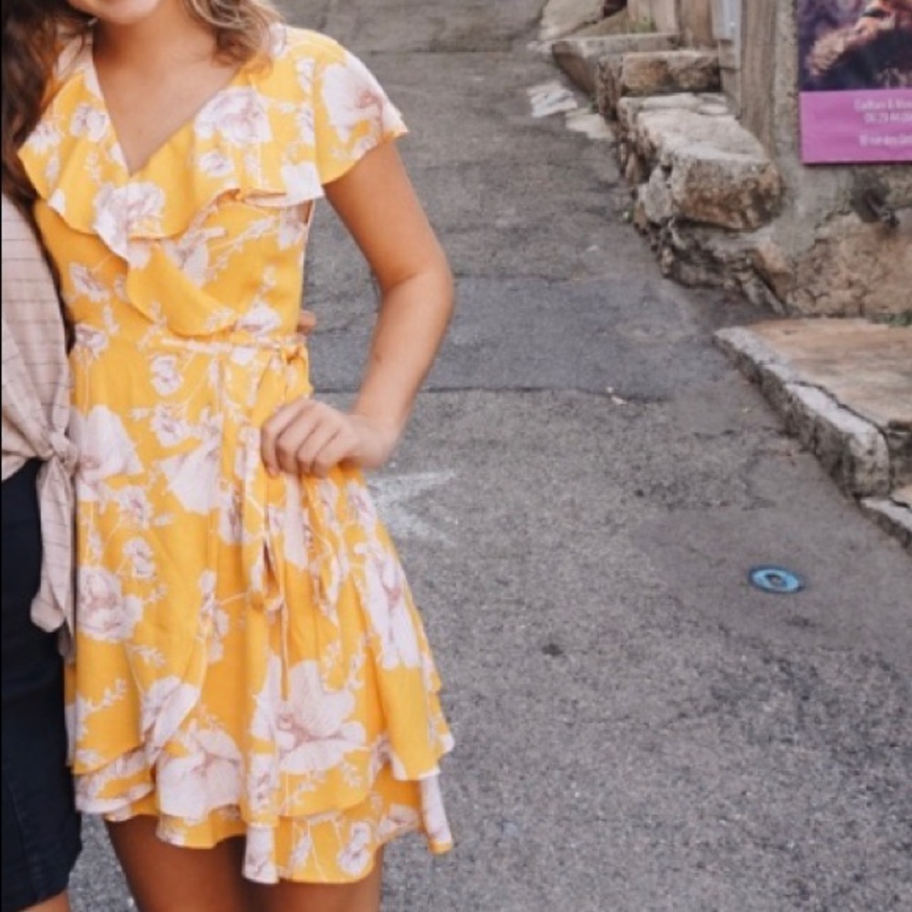 FREE PEOPLE - Yellow Floral Print Wrap Dress
